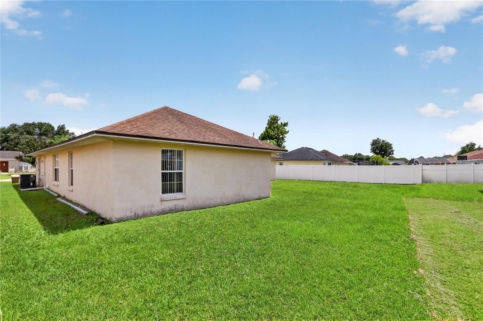 308 CLERMONT DR, KISSIMMEE, FL — photo 40