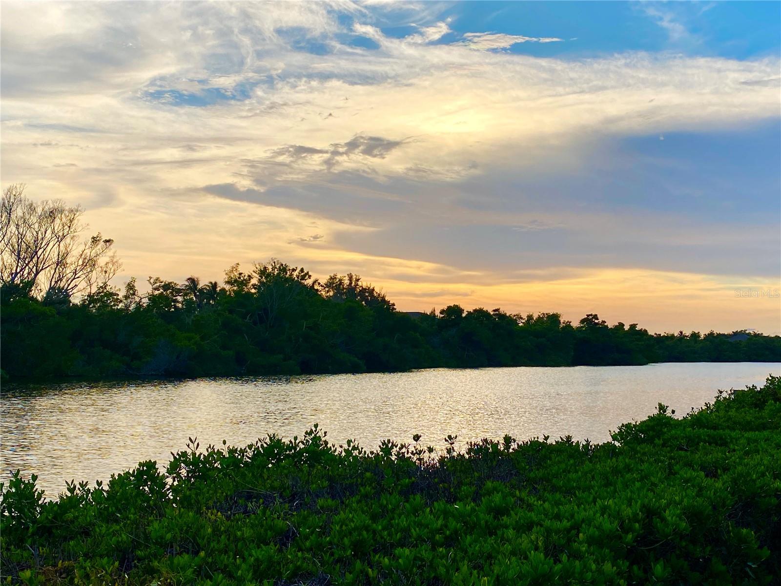 7820 MIDNIGHT PASS, SARASOTA, FL — photo 9