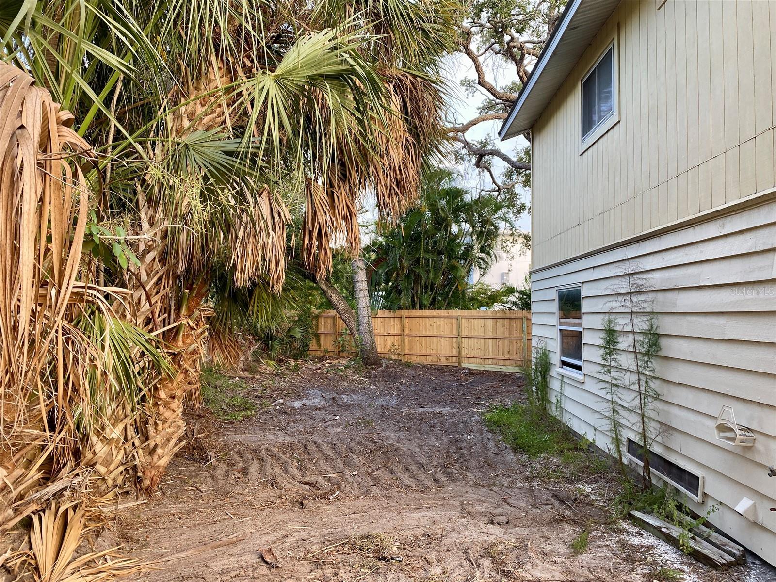 7820 MIDNIGHT PASS, SARASOTA, FL — photo 11