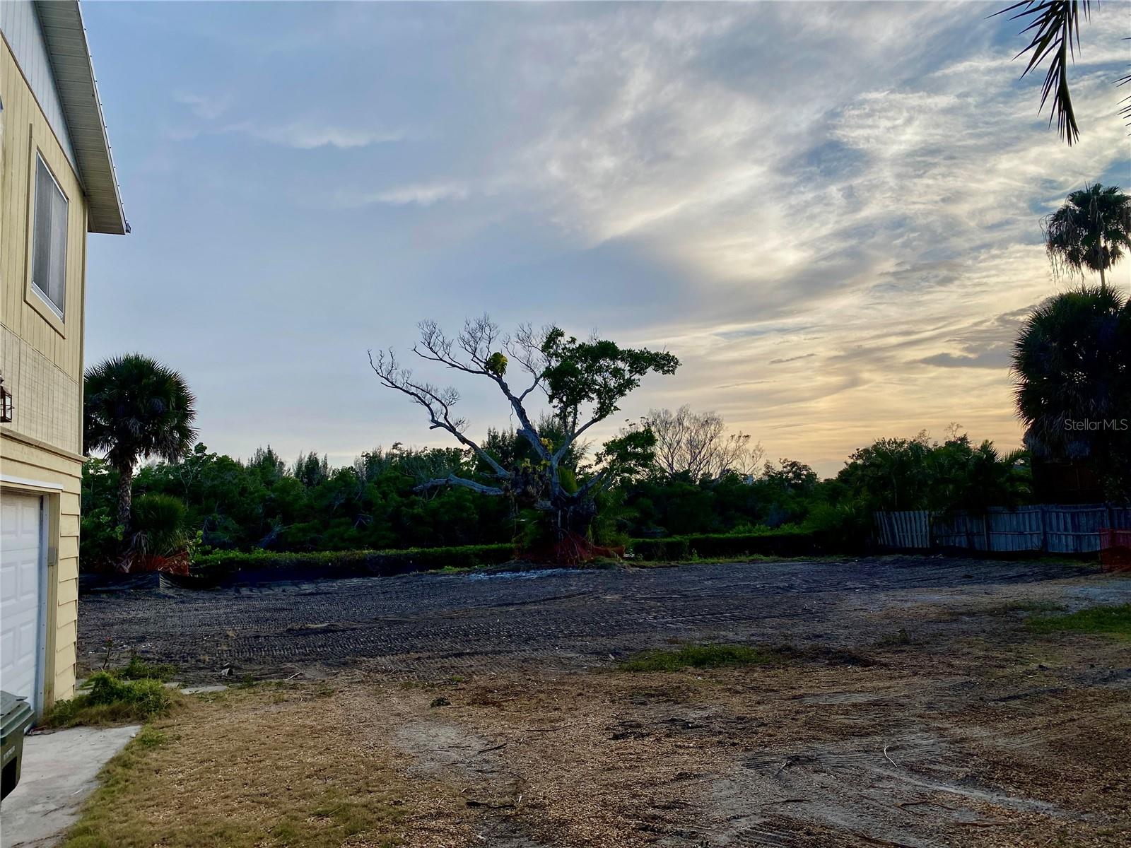 7820 MIDNIGHT PASS, SARASOTA, FL — photo 12