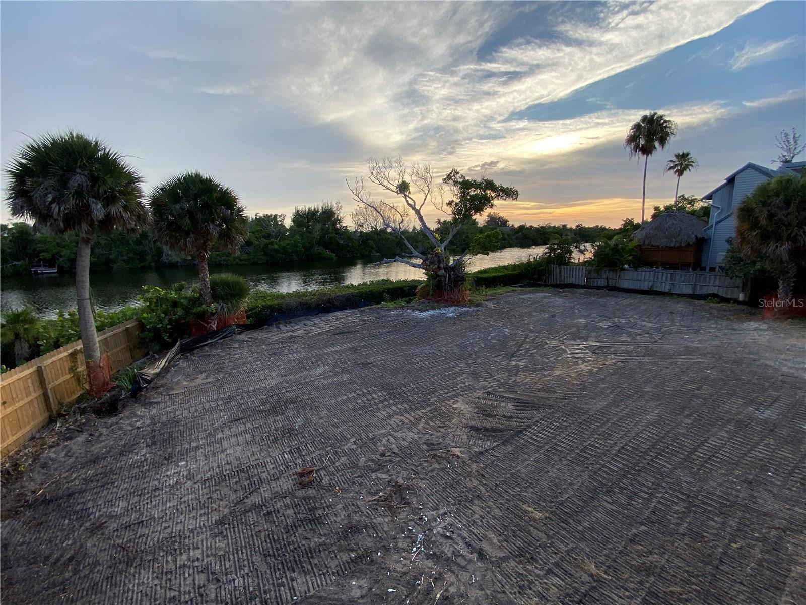 7820 MIDNIGHT PASS, SARASOTA, FL — photo 14