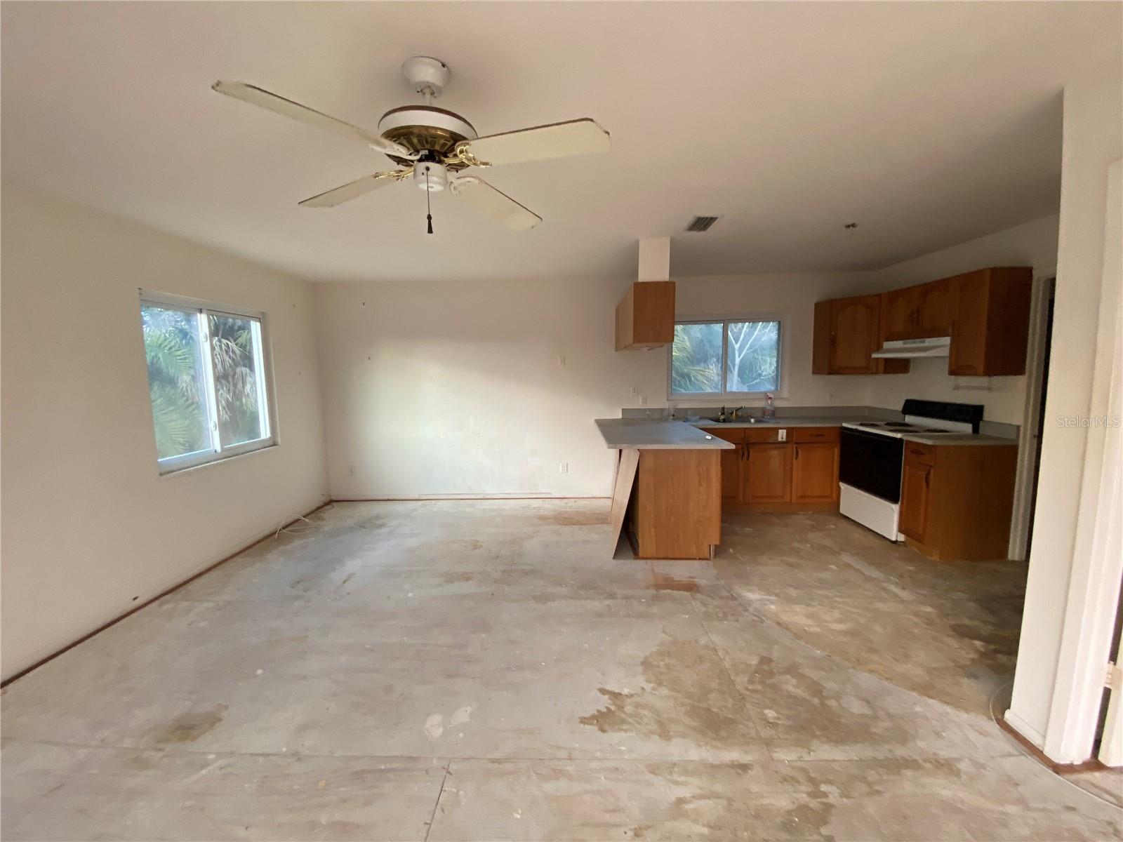 7820 MIDNIGHT PASS, SARASOTA, FL — photo 16