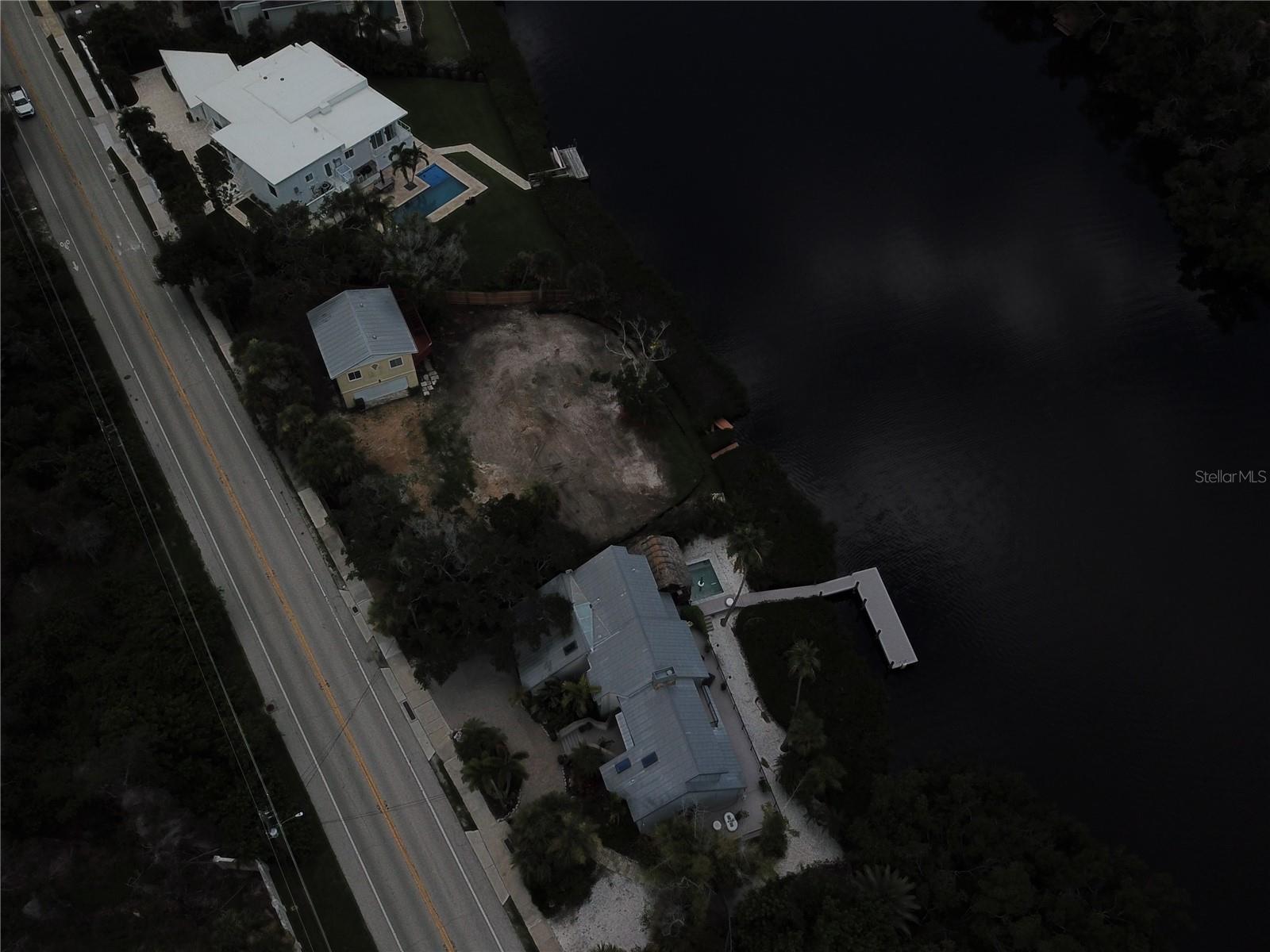 7820 MIDNIGHT PASS, SARASOTA, FL — photo 27