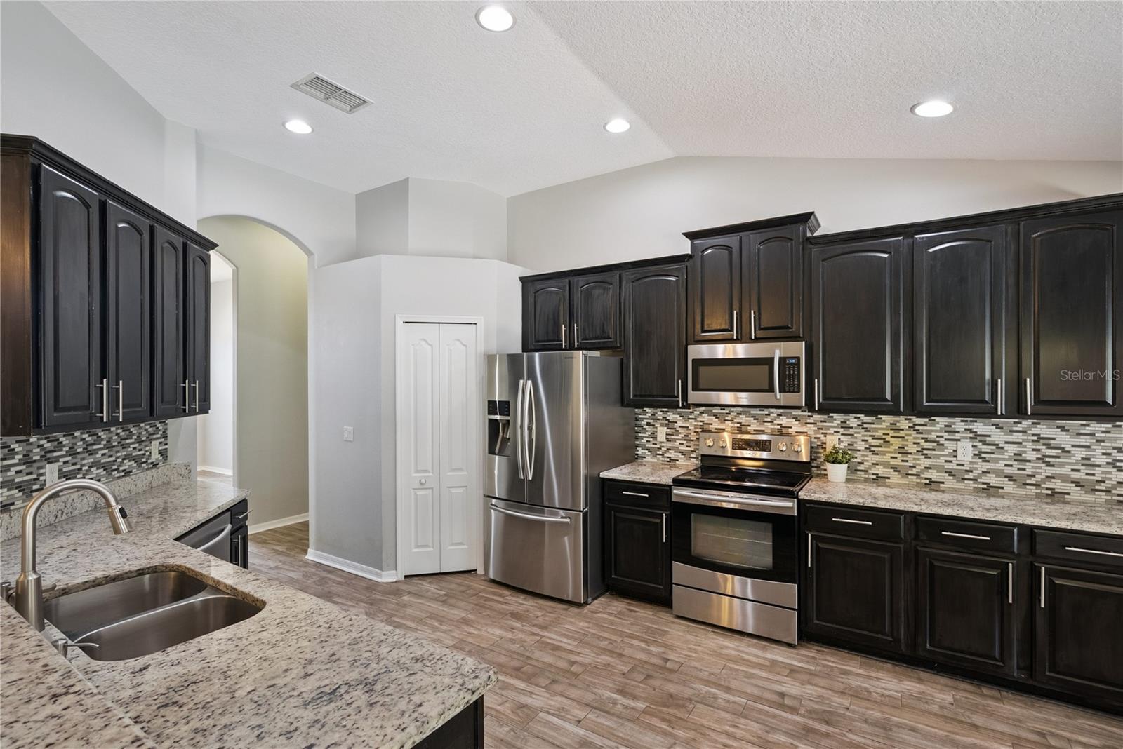 5703 AUTUMN CHASE CIR, SANFORD, FL — photo 14