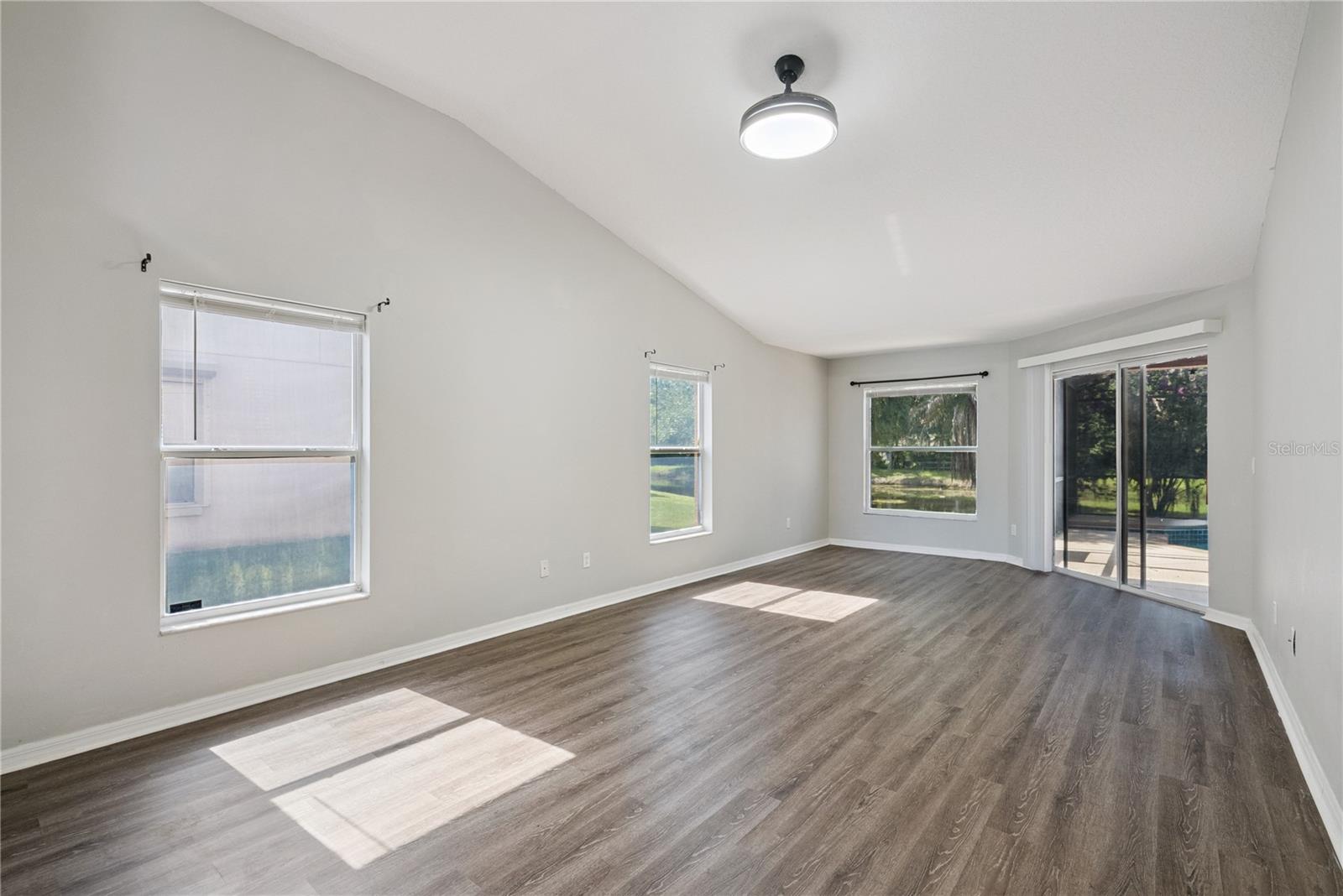 5703 AUTUMN CHASE CIR, SANFORD, FL — photo 17