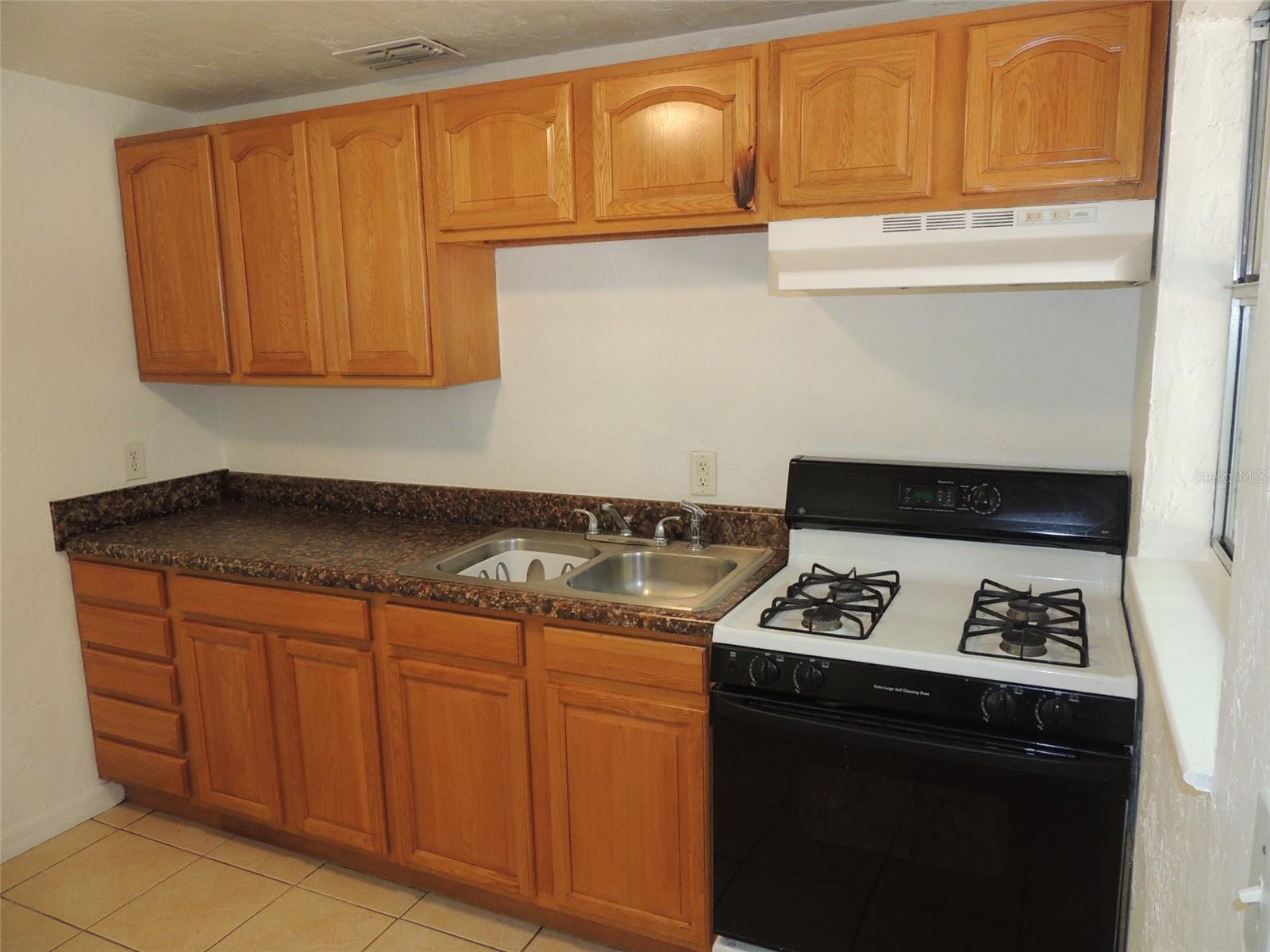 1146 NE 2ND PL, WILLISTON, FL — photo 15