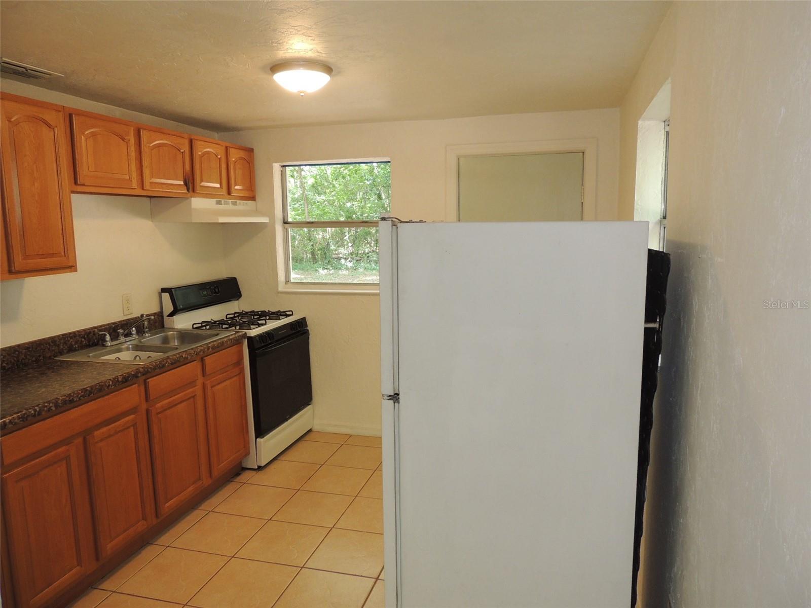 1146 NE 2ND PL, WILLISTON, FL — photo 16