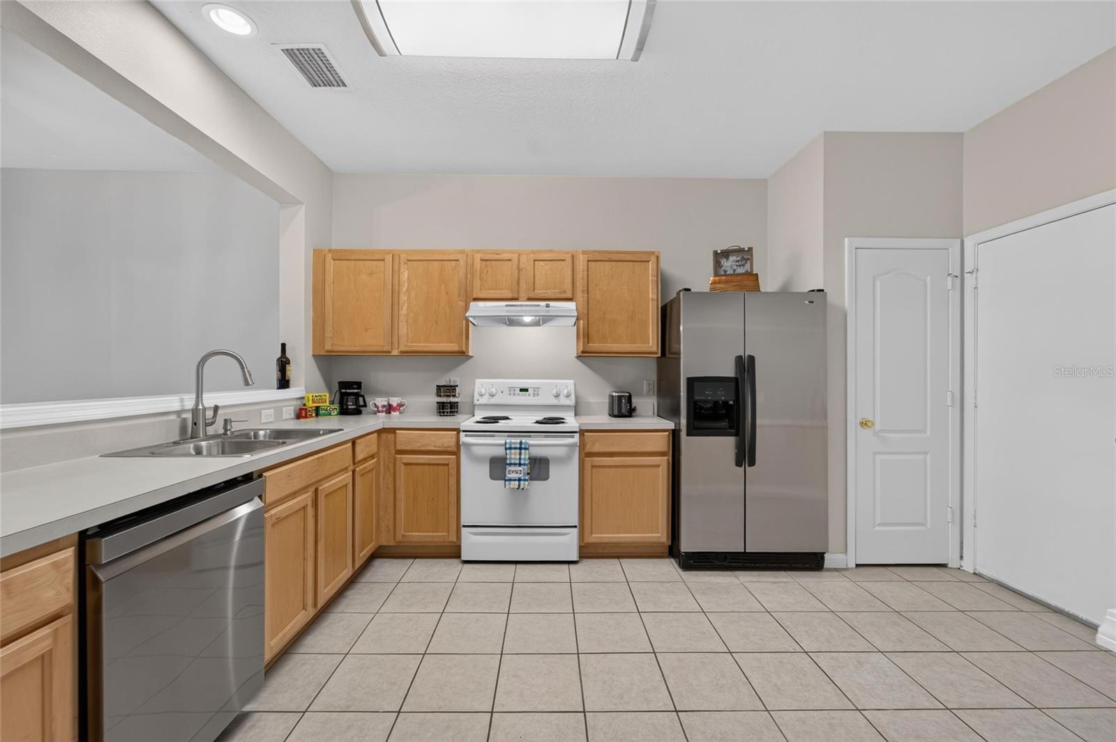 1019 VISTA CAY CT, BRANDON, FL — photo 25