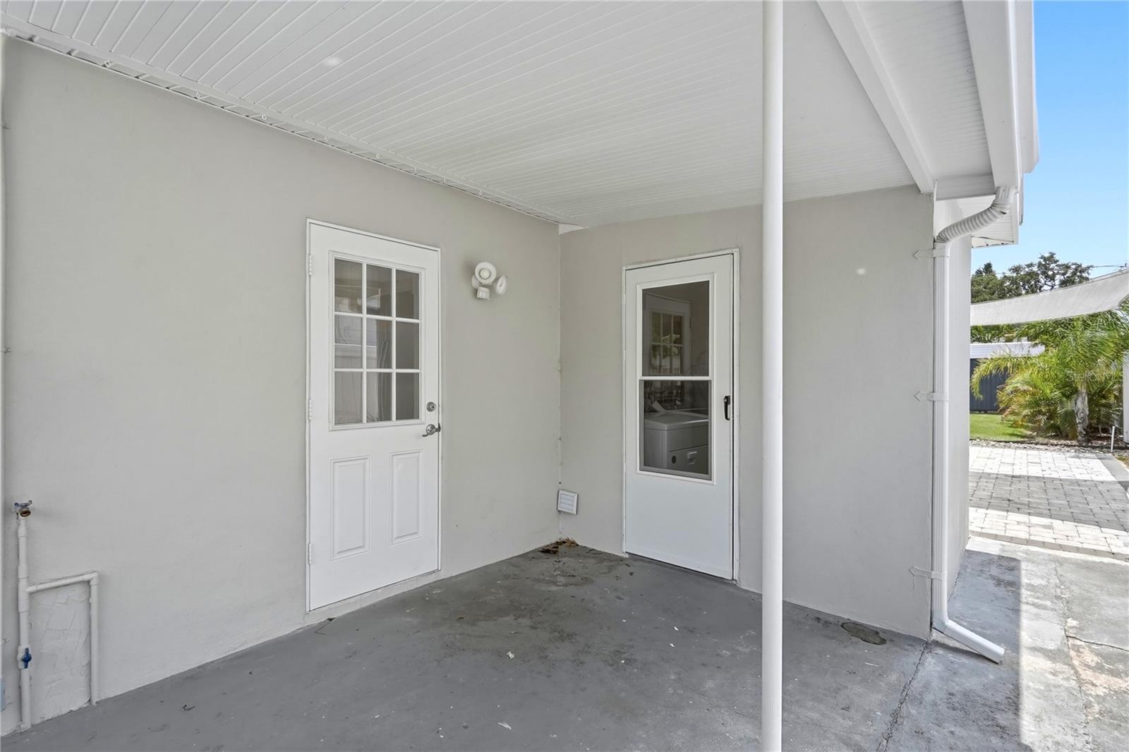 6810 LIVINGSTON AVE N, ST PETERSBURG, FL — photo 20