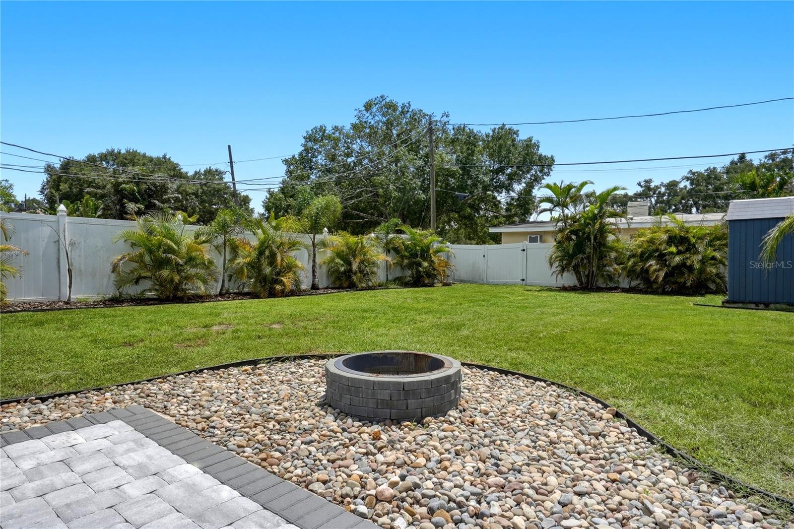 6810 LIVINGSTON AVE N, ST PETERSBURG, FL — photo 24