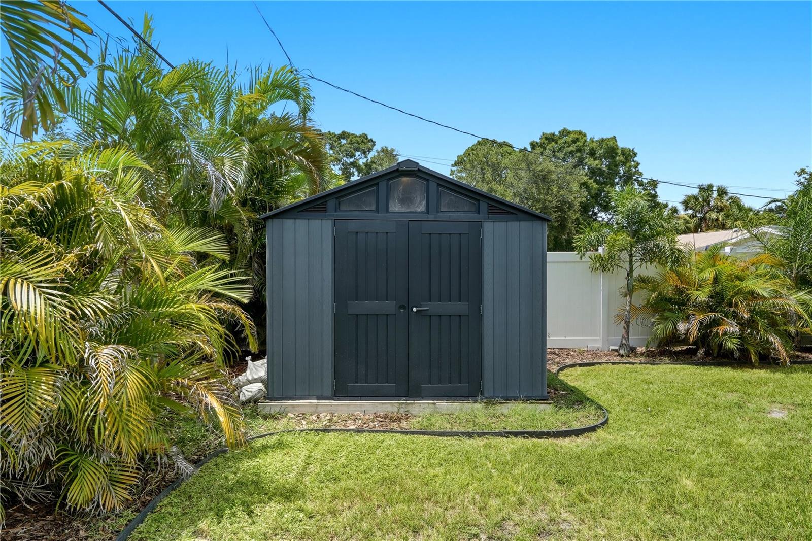 6810 LIVINGSTON AVE N, ST PETERSBURG, FL — photo 26