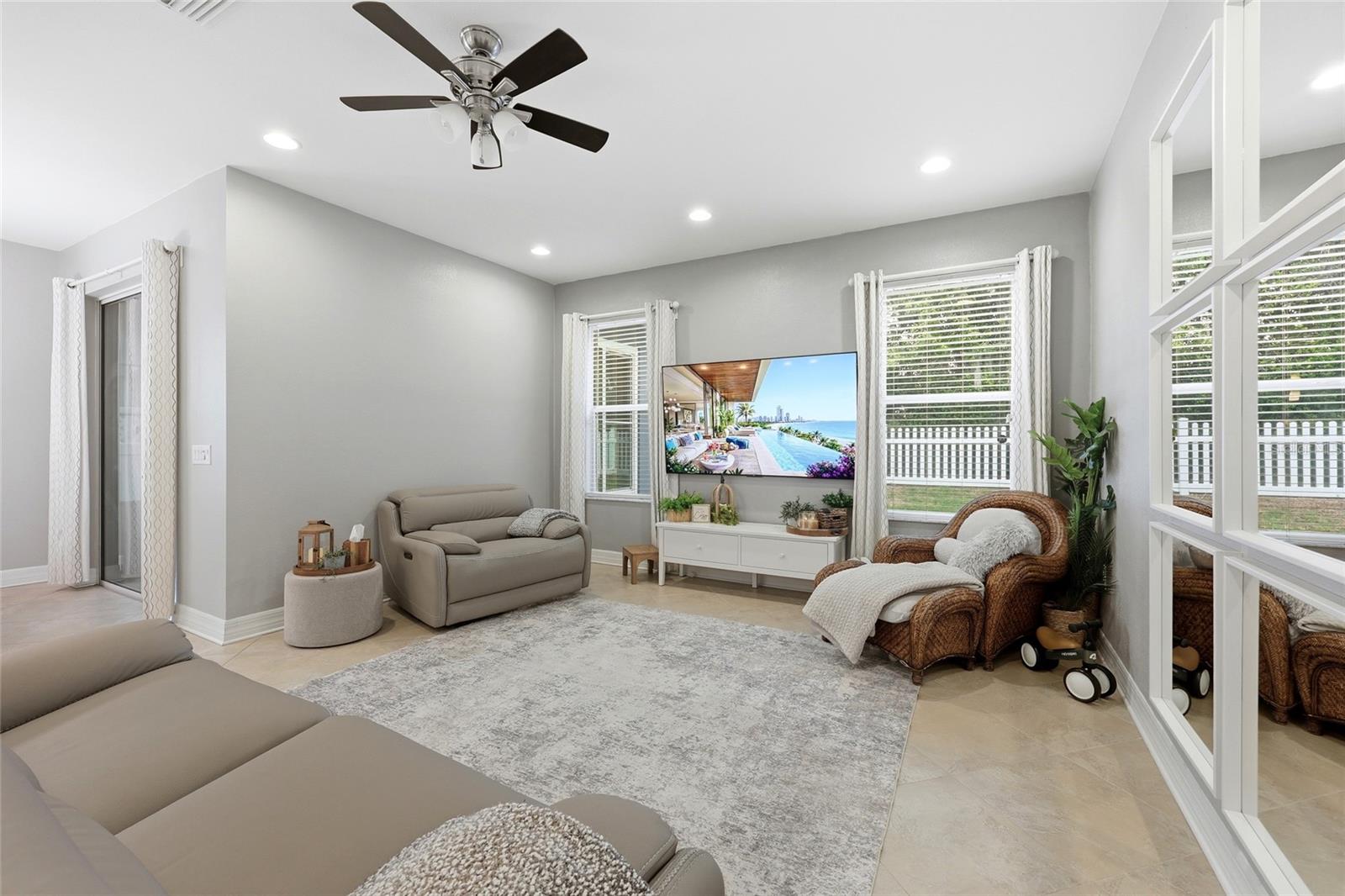 4446 WILDSTAR CIR, WESLEY CHAPEL, FL — photo 10