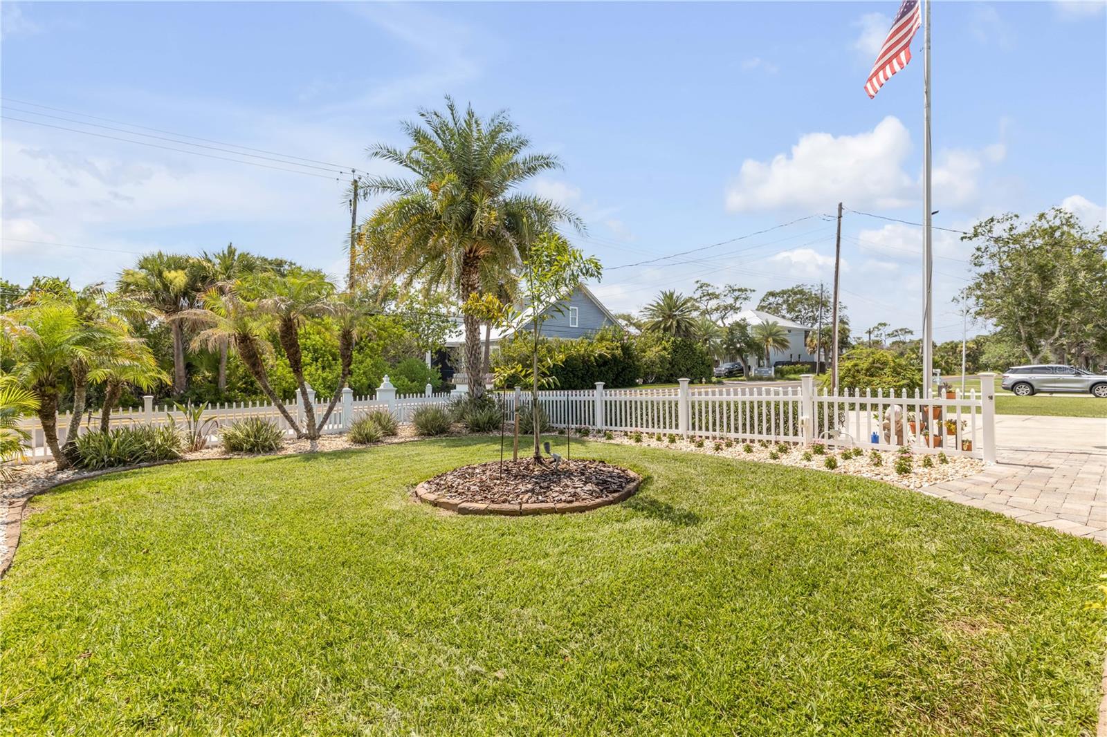 521 S PENINSULA AVE, NEW SMYRNA BEACH, FL — photo 4
