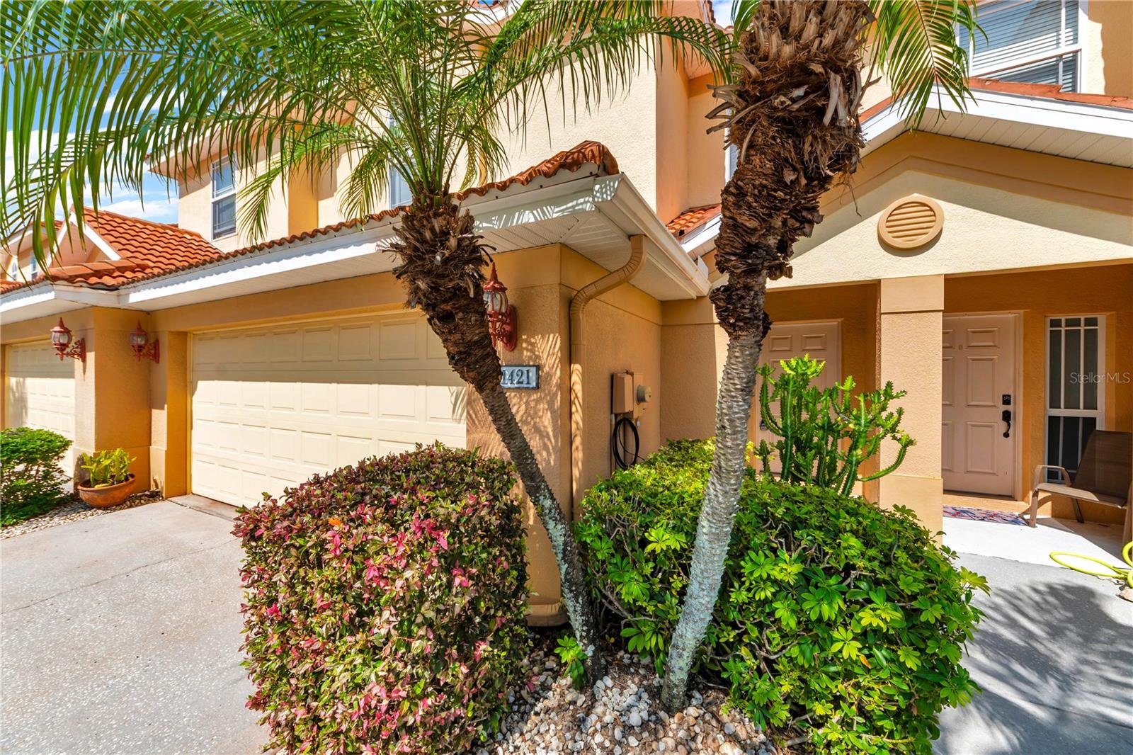 1421 RIDGE TER, TARPON SPRINGS, FL — photo 2