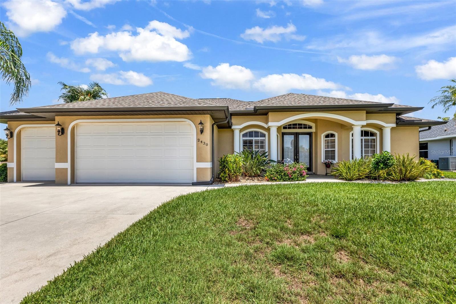 2430 PEBBLE CREEK PL, PORT CHARLOTTE, FL — photo 4