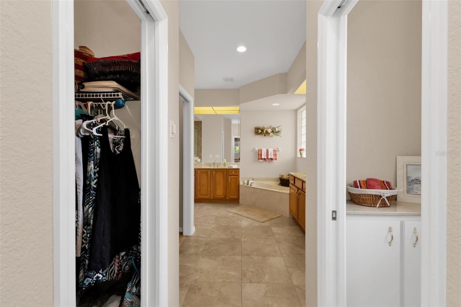 2430 PEBBLE CREEK PL, PORT CHARLOTTE, FL — photo 31
