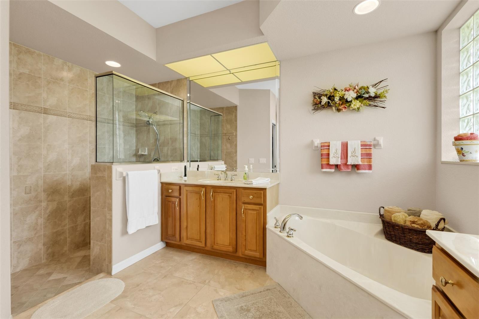 2430 PEBBLE CREEK PL, PORT CHARLOTTE, FL — photo 33