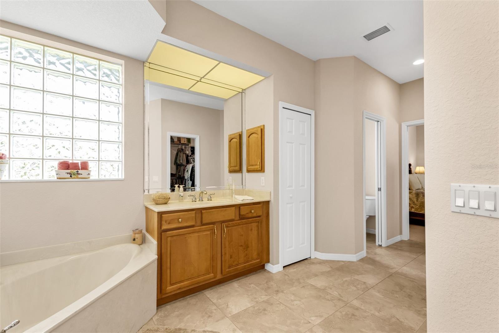 2430 PEBBLE CREEK PL, PORT CHARLOTTE, FL — photo 35