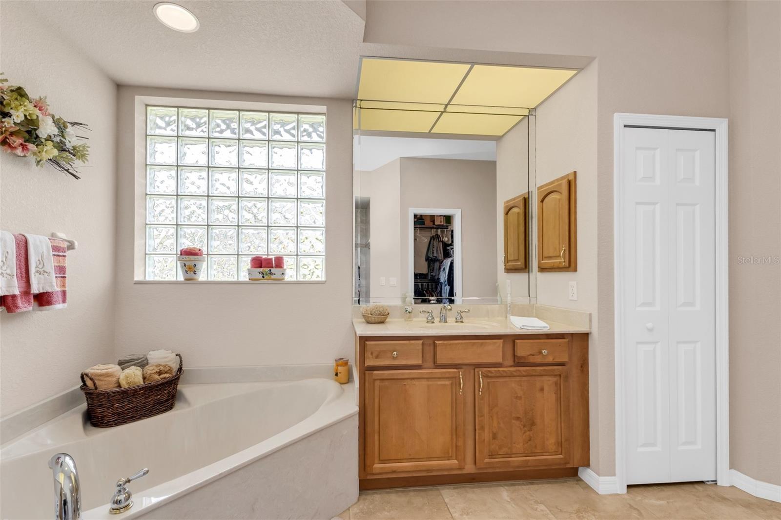 2430 PEBBLE CREEK PL, PORT CHARLOTTE, FL — photo 36