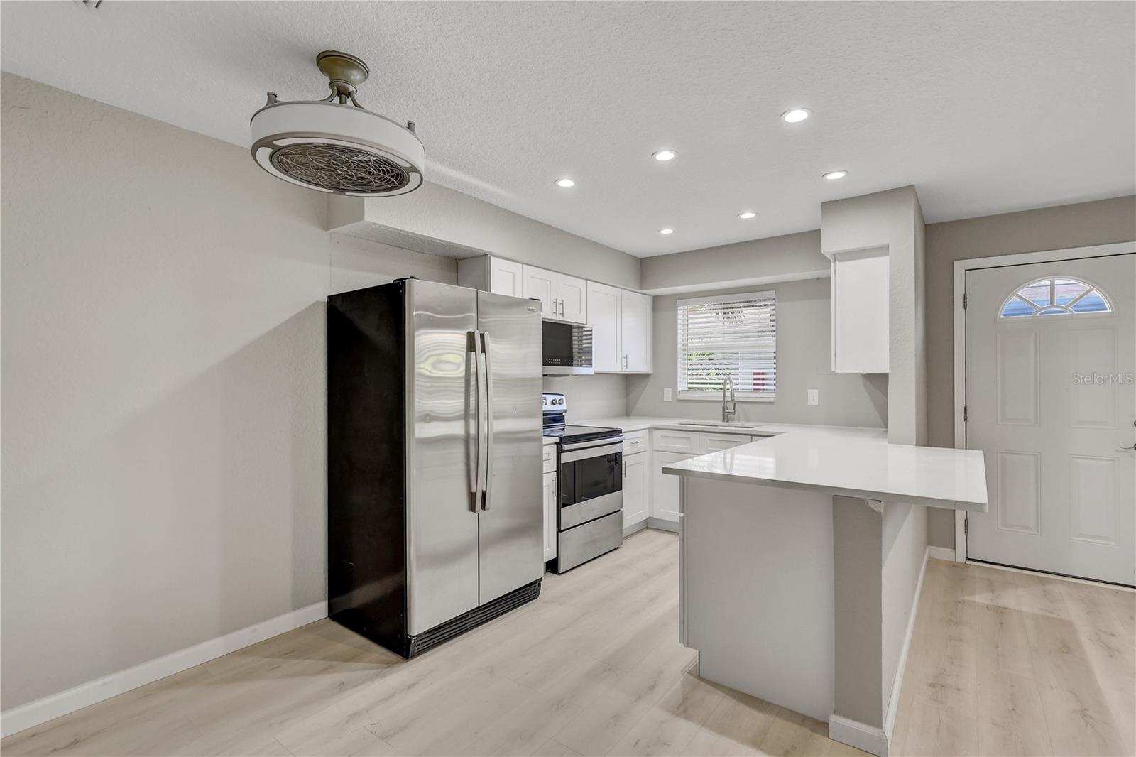 9030 BLIND PASS RD #C9, ST PETERSBURG, FL — photo 8