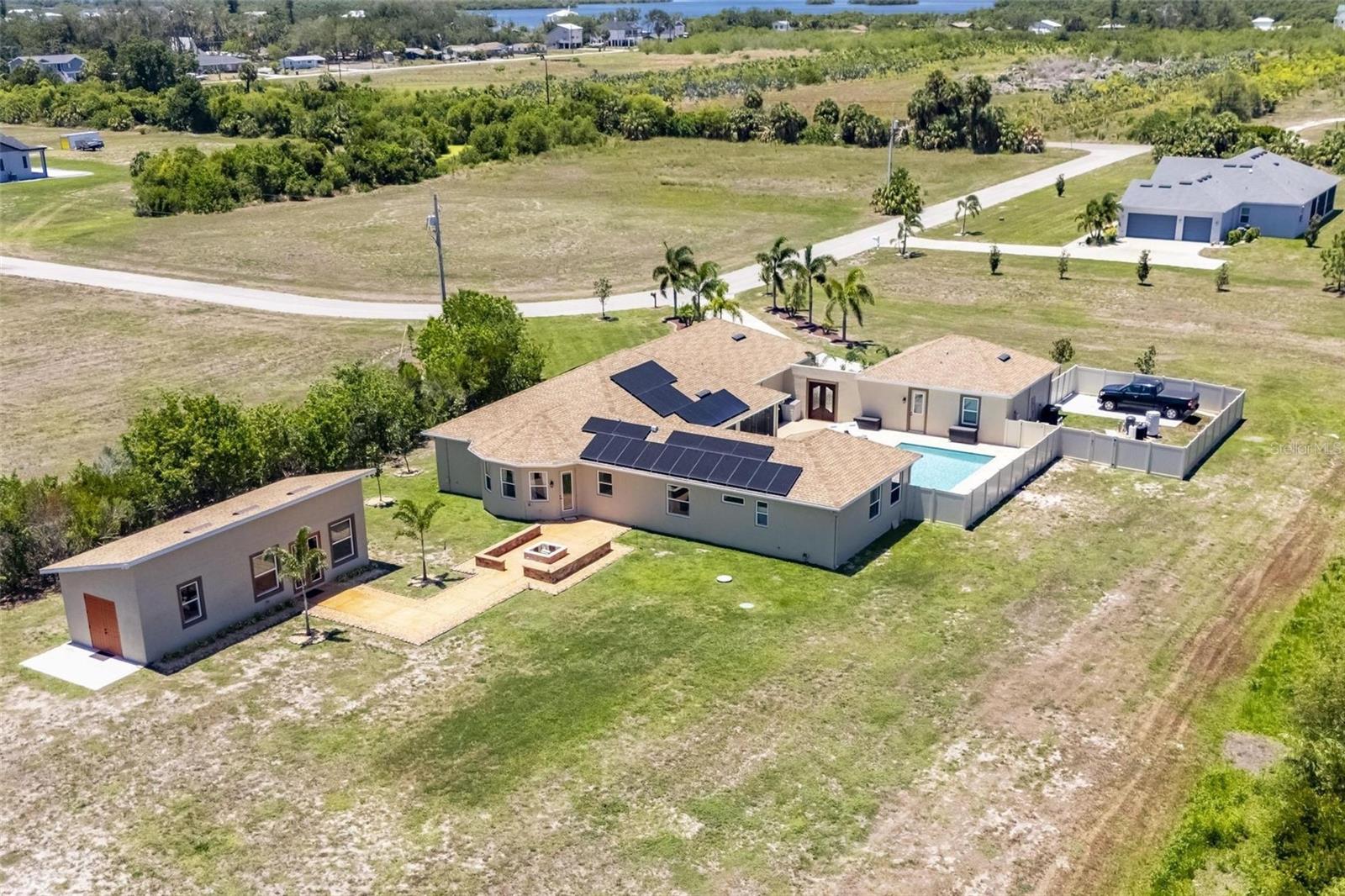3016 SMILODON TRL, RUSKIN, FL — photo 2