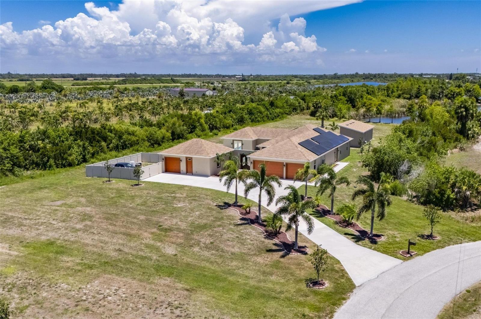 3016 SMILODON TRL, RUSKIN, FL — photo 3