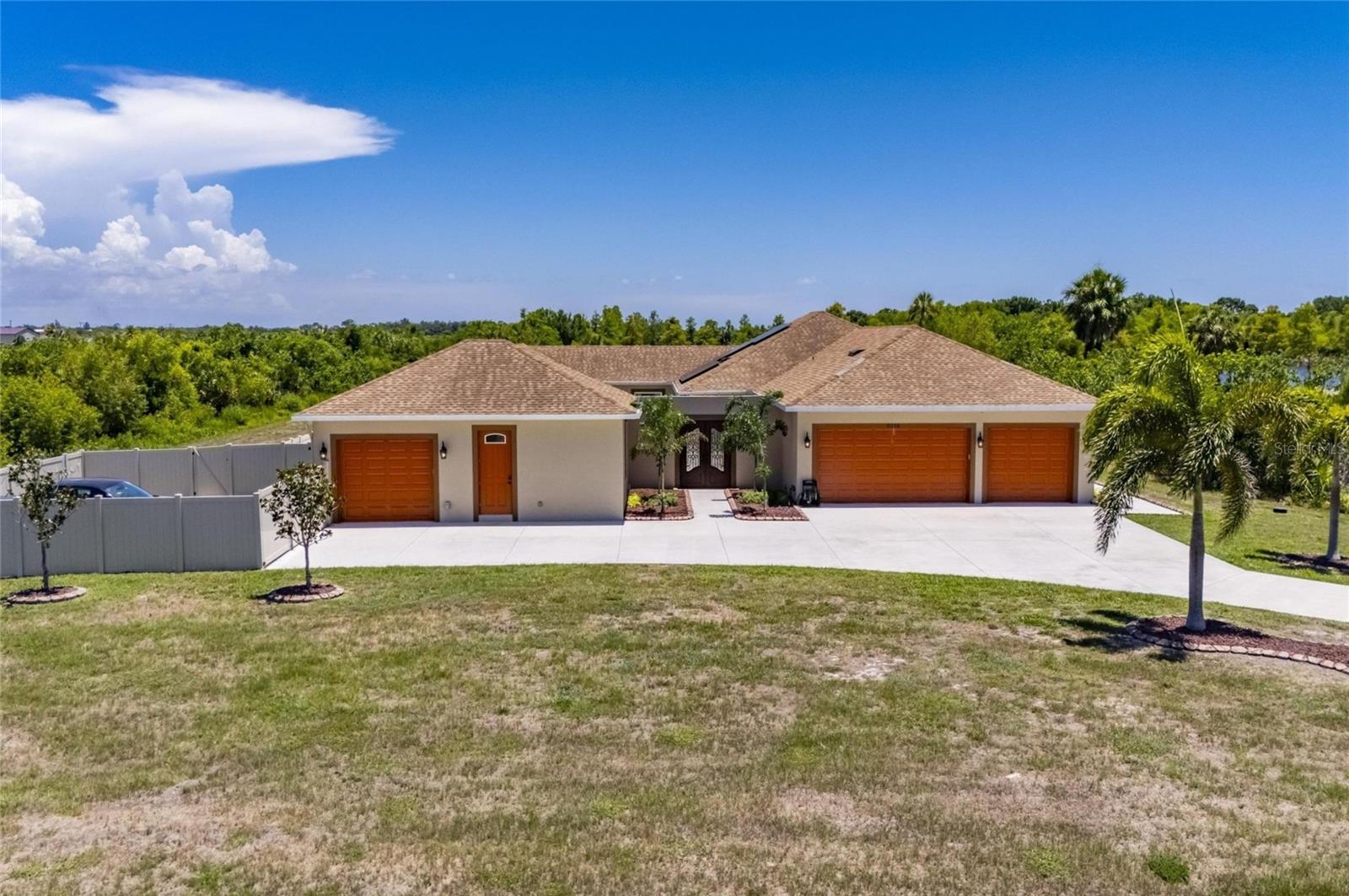3016 SMILODON TRL, RUSKIN, FL — photo 4