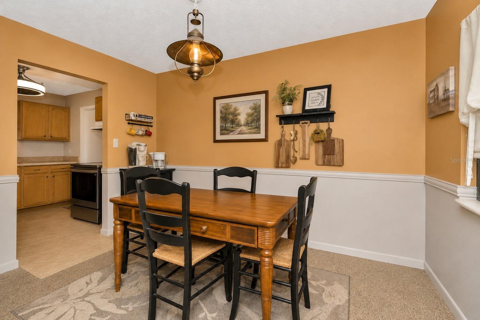 12212 FLORAL LN, THONOTOSASSA, FL — photo 6