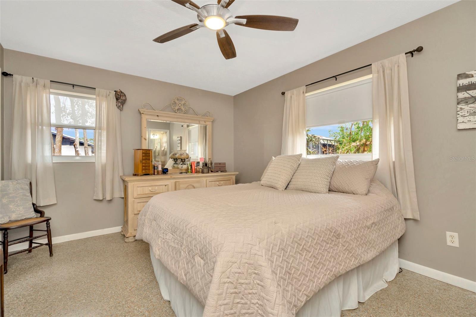 12212 FLORAL LN, THONOTOSASSA, FL — photo 19