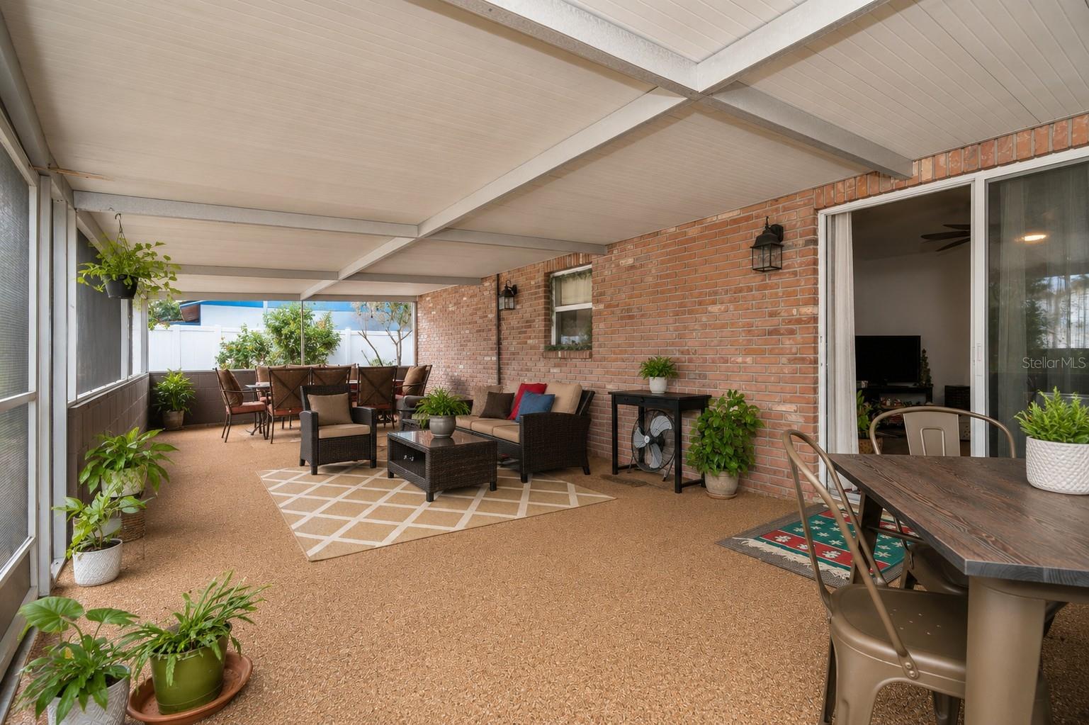 12212 FLORAL LN, THONOTOSASSA, FL — photo 23