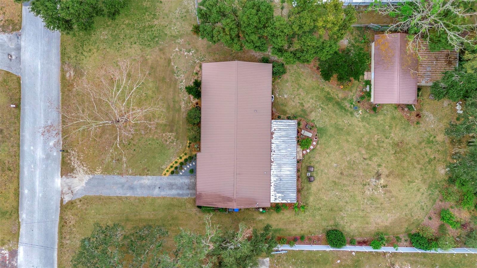 12212 FLORAL LN, THONOTOSASSA, FL — photo 28