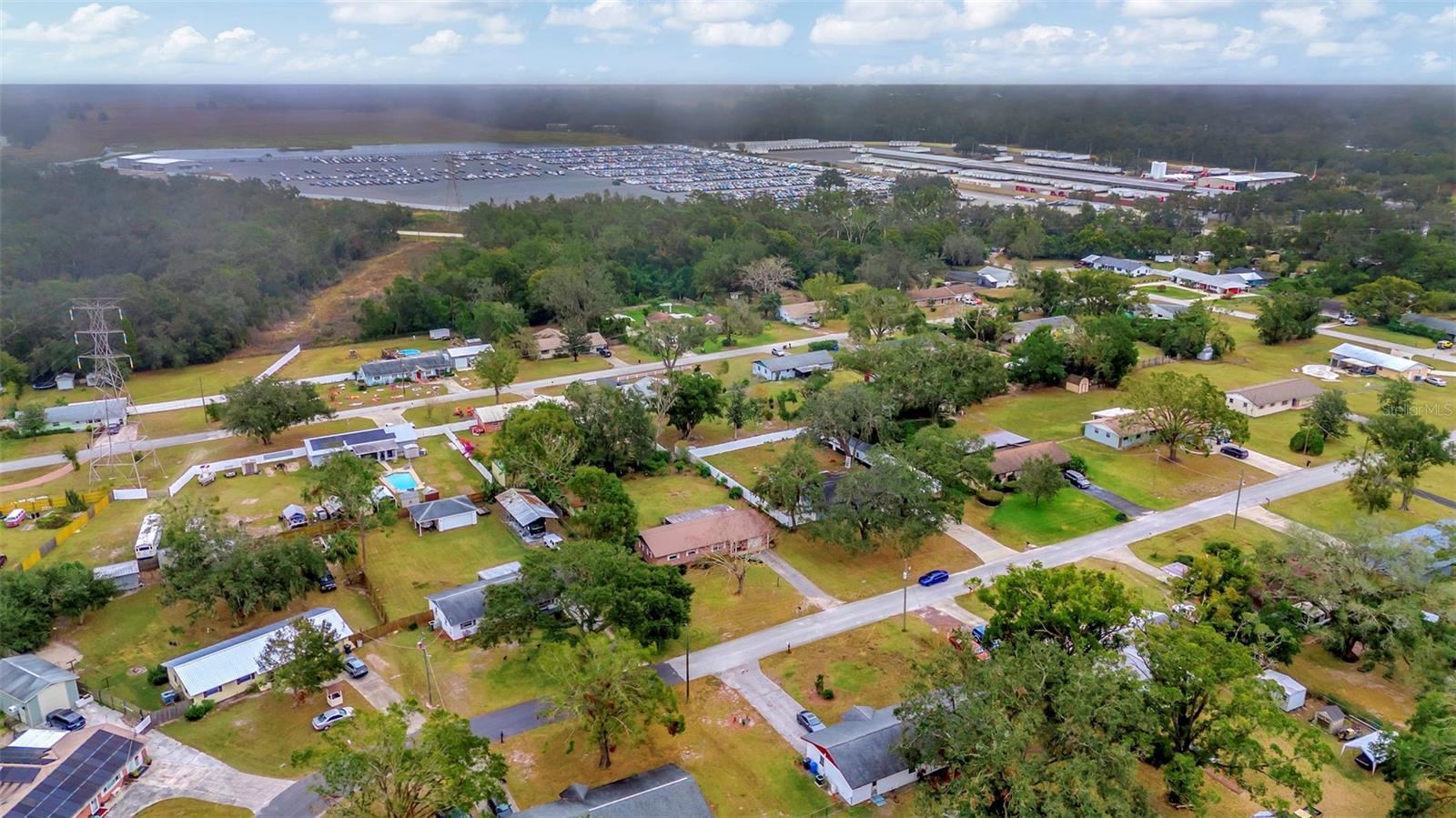 12212 FLORAL LN, THONOTOSASSA, FL — photo 30