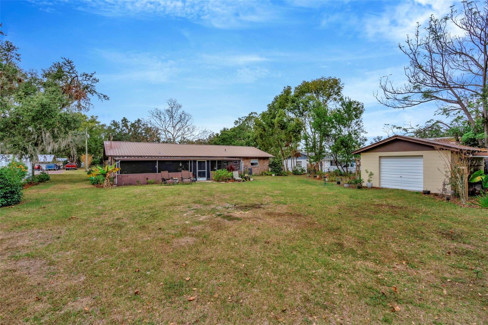 12212 FLORAL LN, THONOTOSASSA, FL — photo 31