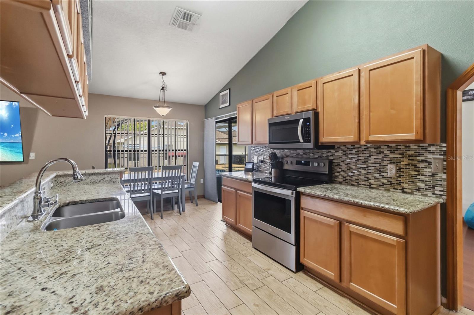 2207 DEATA CT, ST CLOUD, FL — photo 9