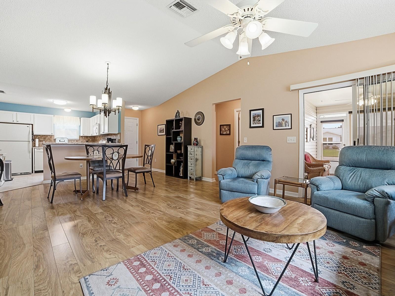 1070 BERKSHIRE PL, THE VILLAGES, FL — photo 14