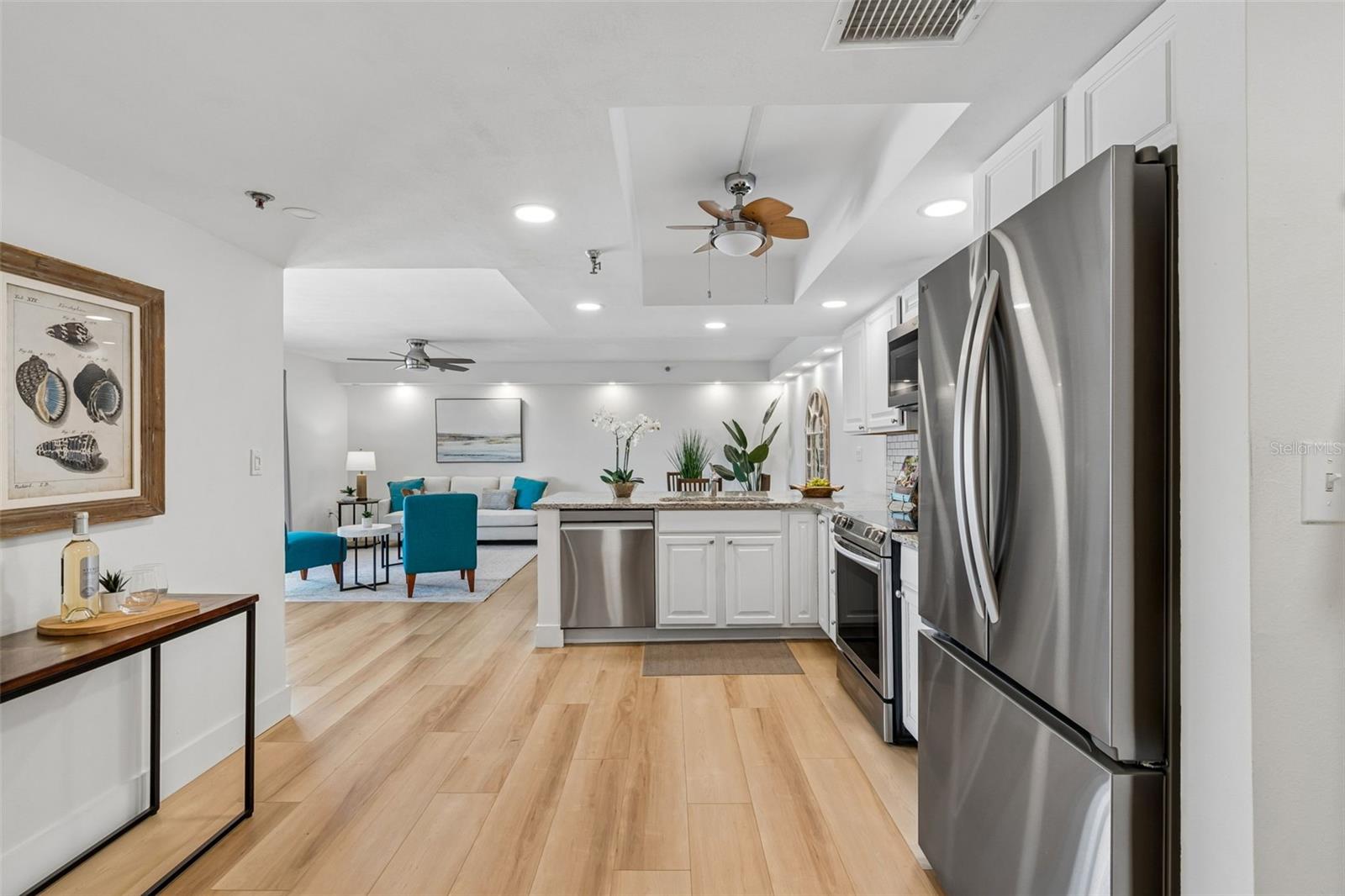 7430 SUNSHINE SKYWAY LN S #201, ST PETERSBURG, FL — photo 7