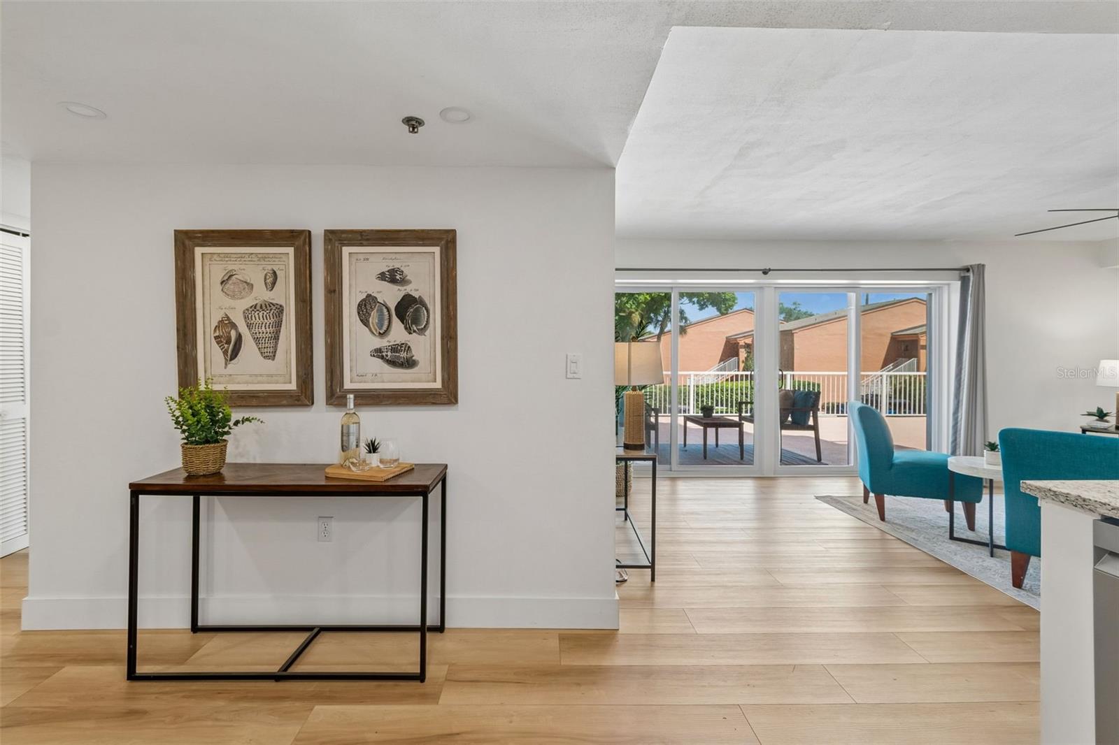 7430 SUNSHINE SKYWAY LN S #201, ST PETERSBURG, FL — photo 9