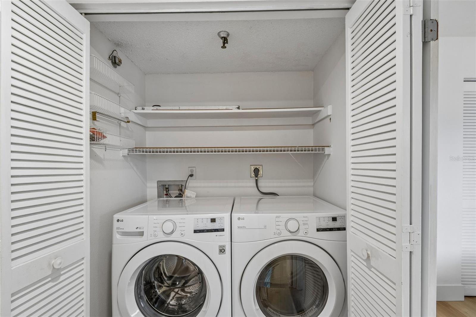 7430 SUNSHINE SKYWAY LN S #201, ST PETERSBURG, FL — photo 27