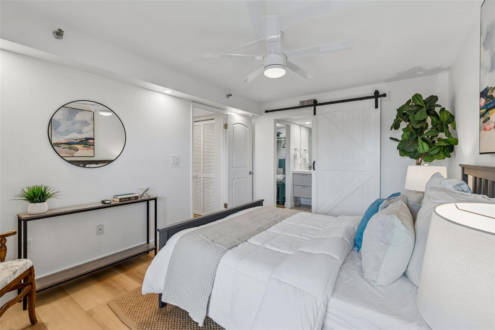 7430 SUNSHINE SKYWAY LN S #201, ST PETERSBURG, FL — photo 31