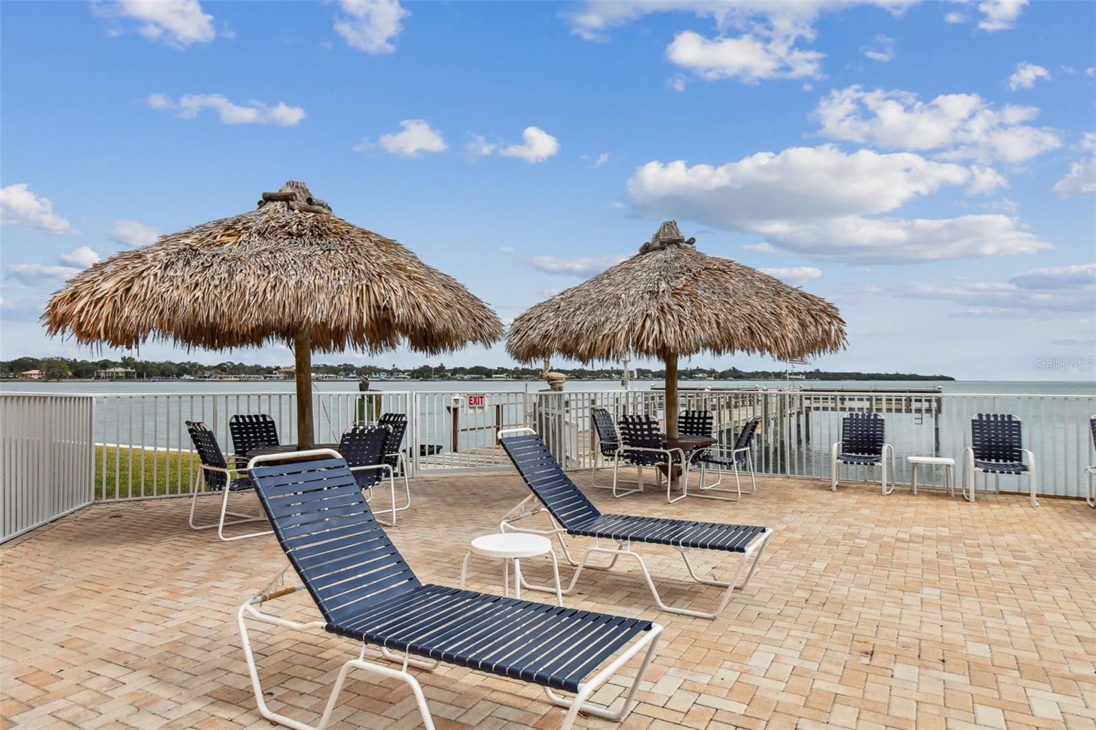 7430 SUNSHINE SKYWAY LN S #201, ST PETERSBURG, FL — photo 48