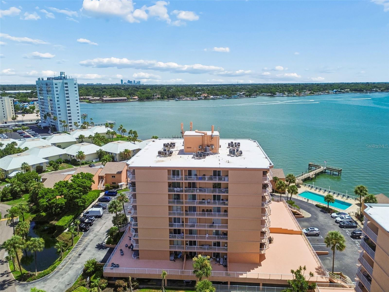 7430 SUNSHINE SKYWAY LN S #201, ST PETERSBURG, FL — photo 56