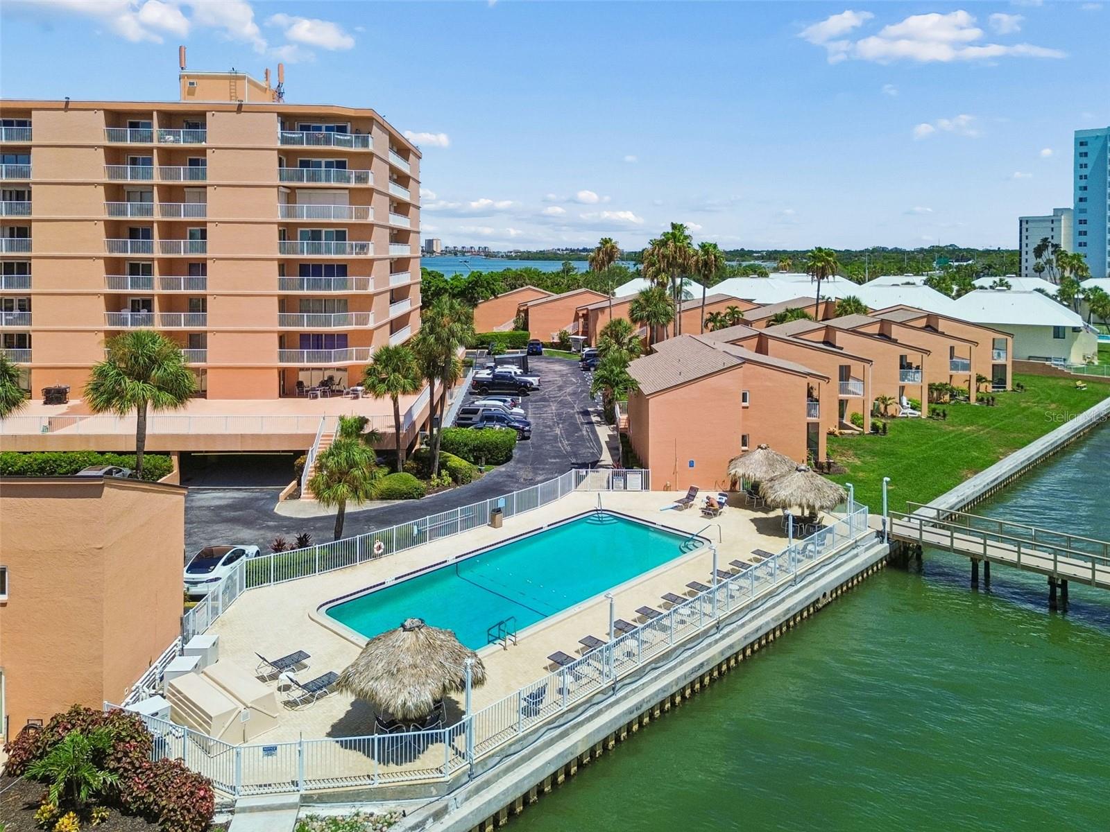 7430 SUNSHINE SKYWAY LN S #201, ST PETERSBURG, FL — photo 58