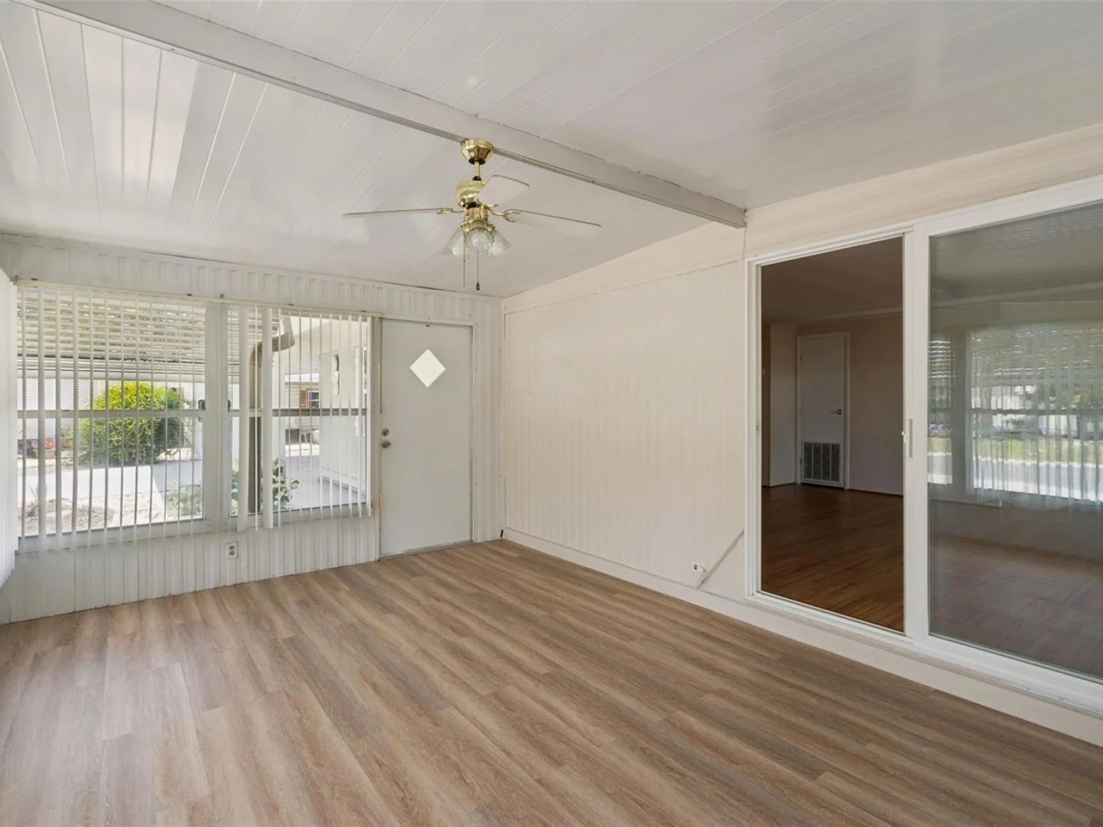723 VIKING AVE, TAVARES, FL — photo 3