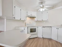 723 VIKING AVE — photo 10