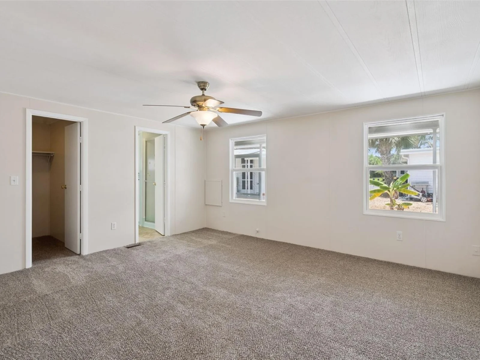 723 VIKING AVE, TAVARES, FL — photo 13