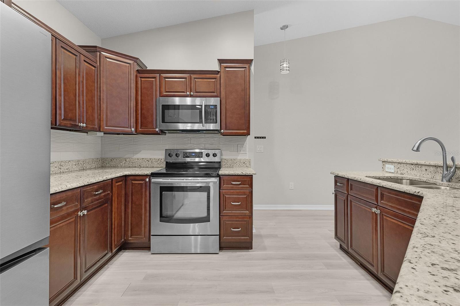 5308 BOWLINE CT, OXFORD, FL — photo 10
