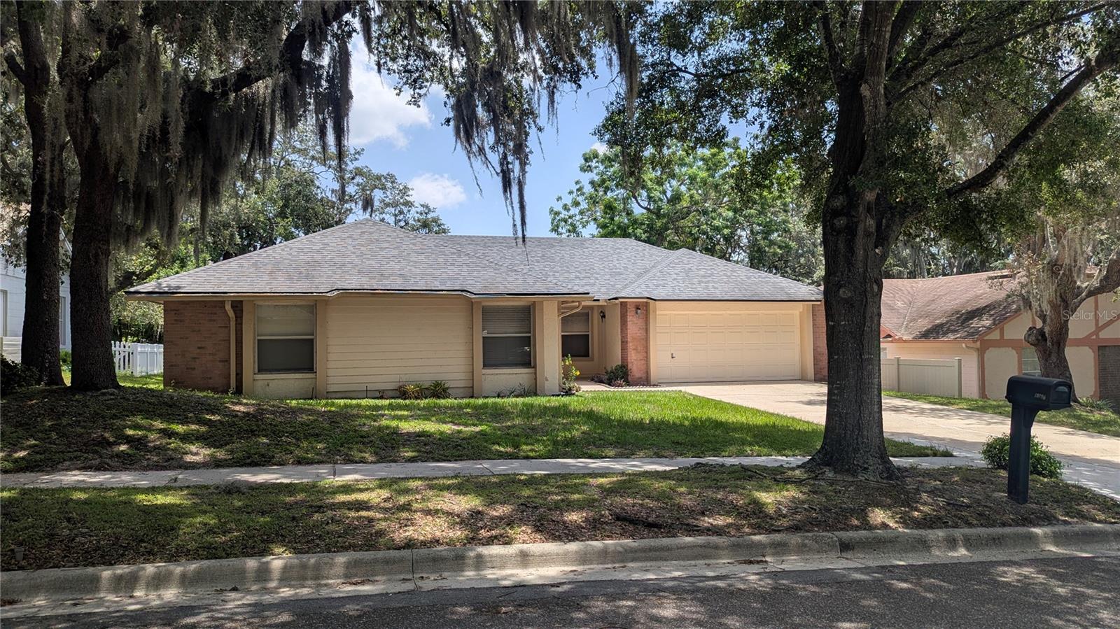 8067 SWEETGUM LOOP, ORLANDO, FL — photo 2