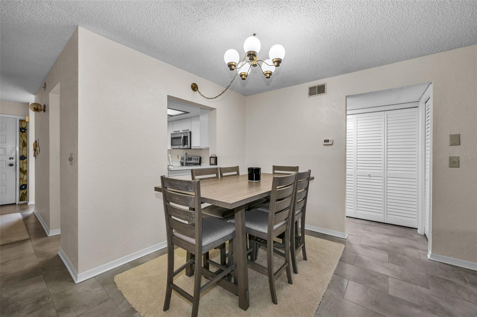3165 LANDMARK DR #711, CLEARWATER, FL — photo 8