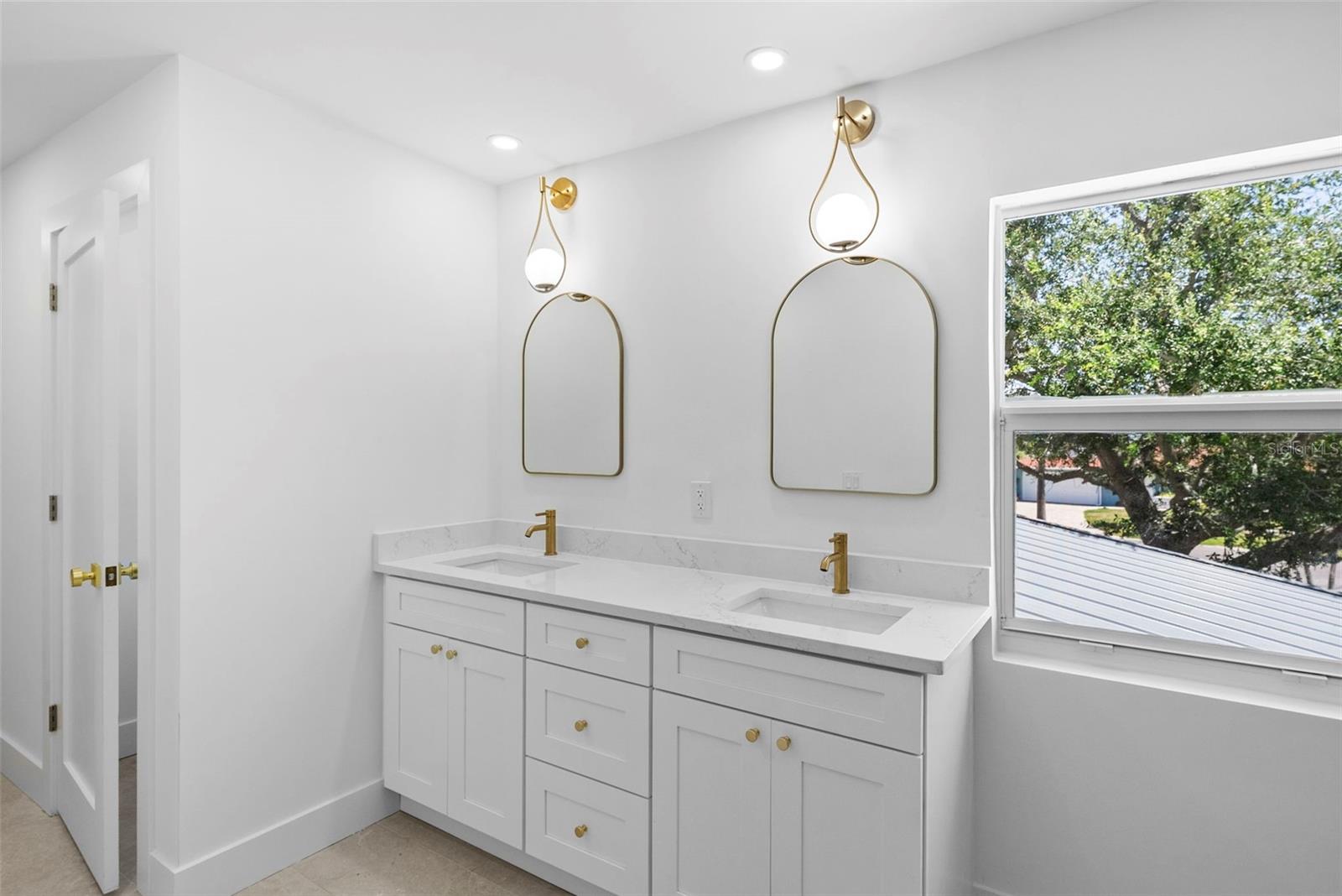 10016 KINGFISHER RD E, BRADENTON, FL — photo 47