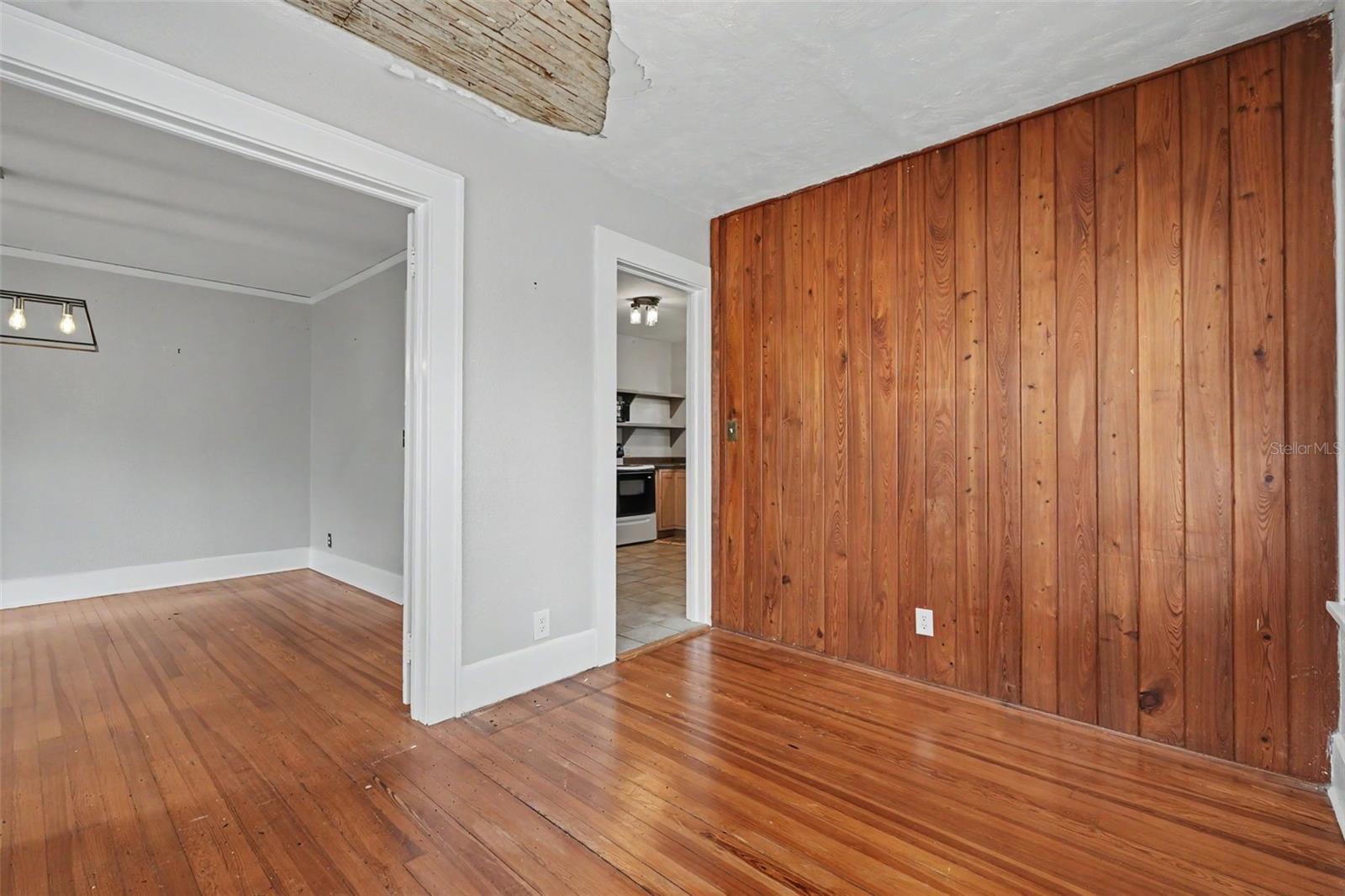 5441 1ST AVE N, ST PETERSBURG, FL — photo 19